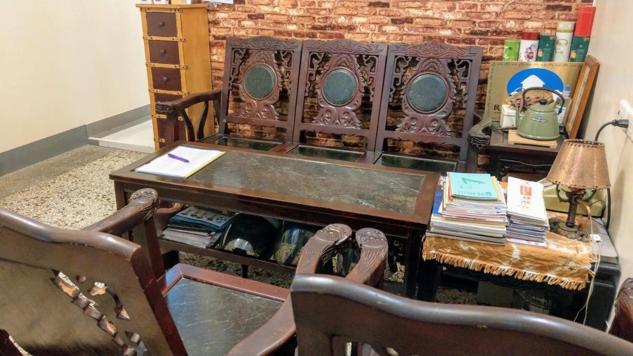 赤嵌厝child Come Home-依人數床位數計價開放房型 Tainan Luaran gambar