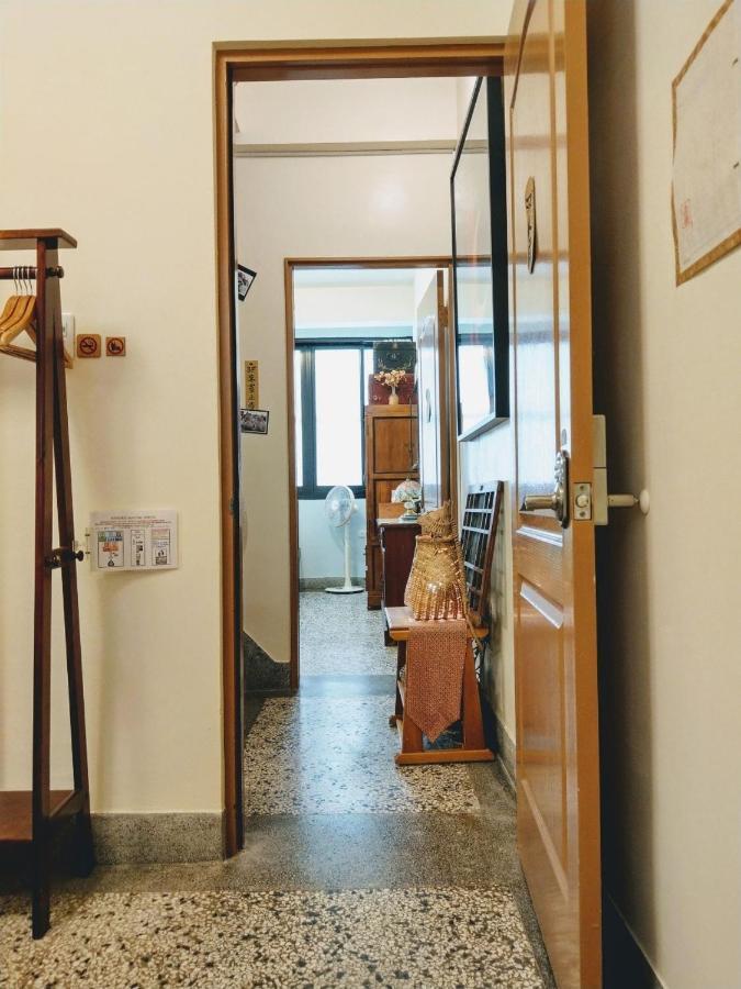 赤嵌厝child Come Home-依人數床位數計價開放房型 Tainan Luaran gambar